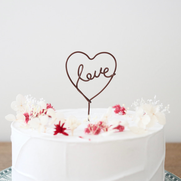 ケーキトッパー ♡ love ケーキ　飾り　バレンタインデー　シンプル 4枚目の画像