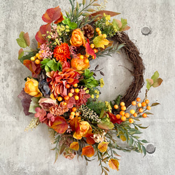 Autumn Dahlia &Berries wreath II 5枚目の画像