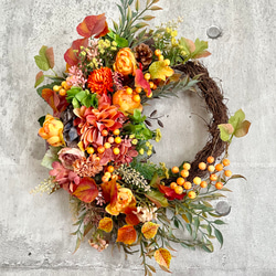 Autumn Dahlia &Berries wreath II 2枚目の画像