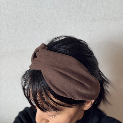 チョコブラウンのクロスターバン（ダブルガーゼ) ヘアバンド ヘア