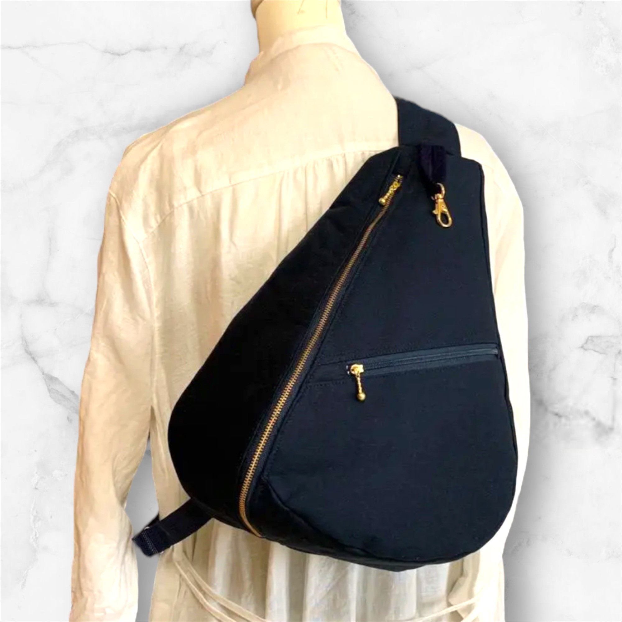 帆布　紺色　しずく型 ワンショルダー バッグ ボディバック　長さ調節可能 帆布　ネィビー30番　色変更可能