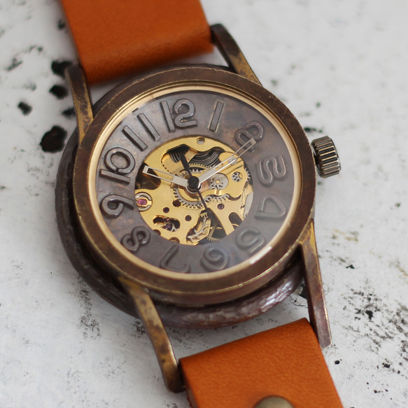 機械-手巻き式 腕時計　立体感のある文字盤とギアが美しいハンドメイドウォッチ WB011 4枚目の画像