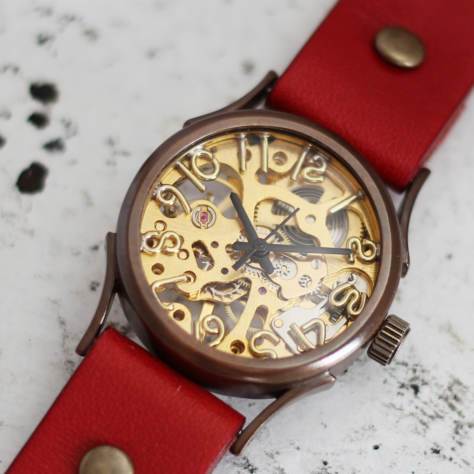 機械-手巻き式 腕時計　ギアの動きが美しく見えるスケルトンデザインのハンドメイドウォッチ WB044