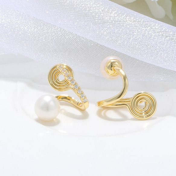 耳環無穿孔耳環流行無痛珍珠珍珠白色金色矽膠套螺旋耳環優雅 第7張的照片