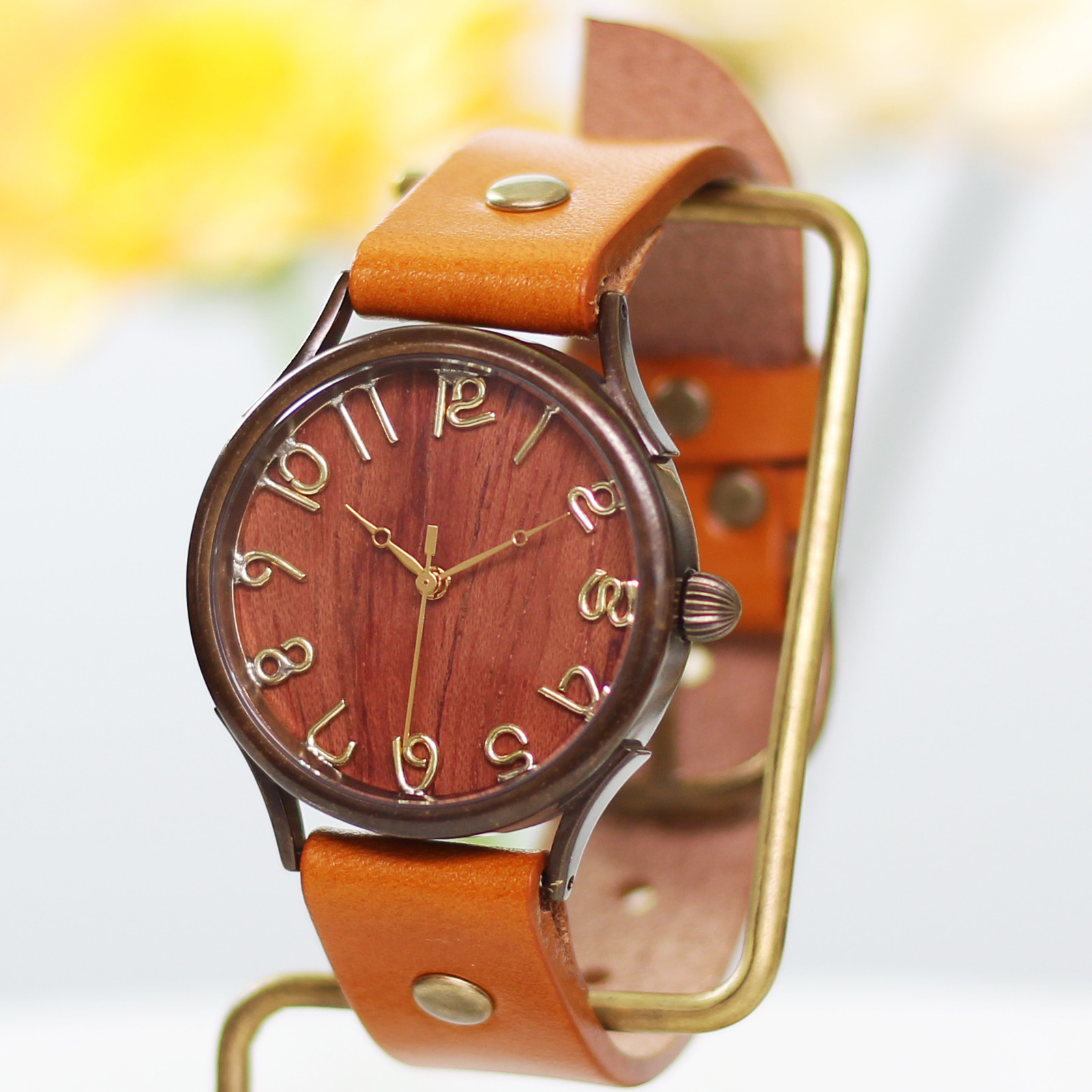 ナチュラルウッド「ブビンガ」で作るハンドメイドウォッチ　選べる文字盤サイズ　栃木レザー　WB045-W2