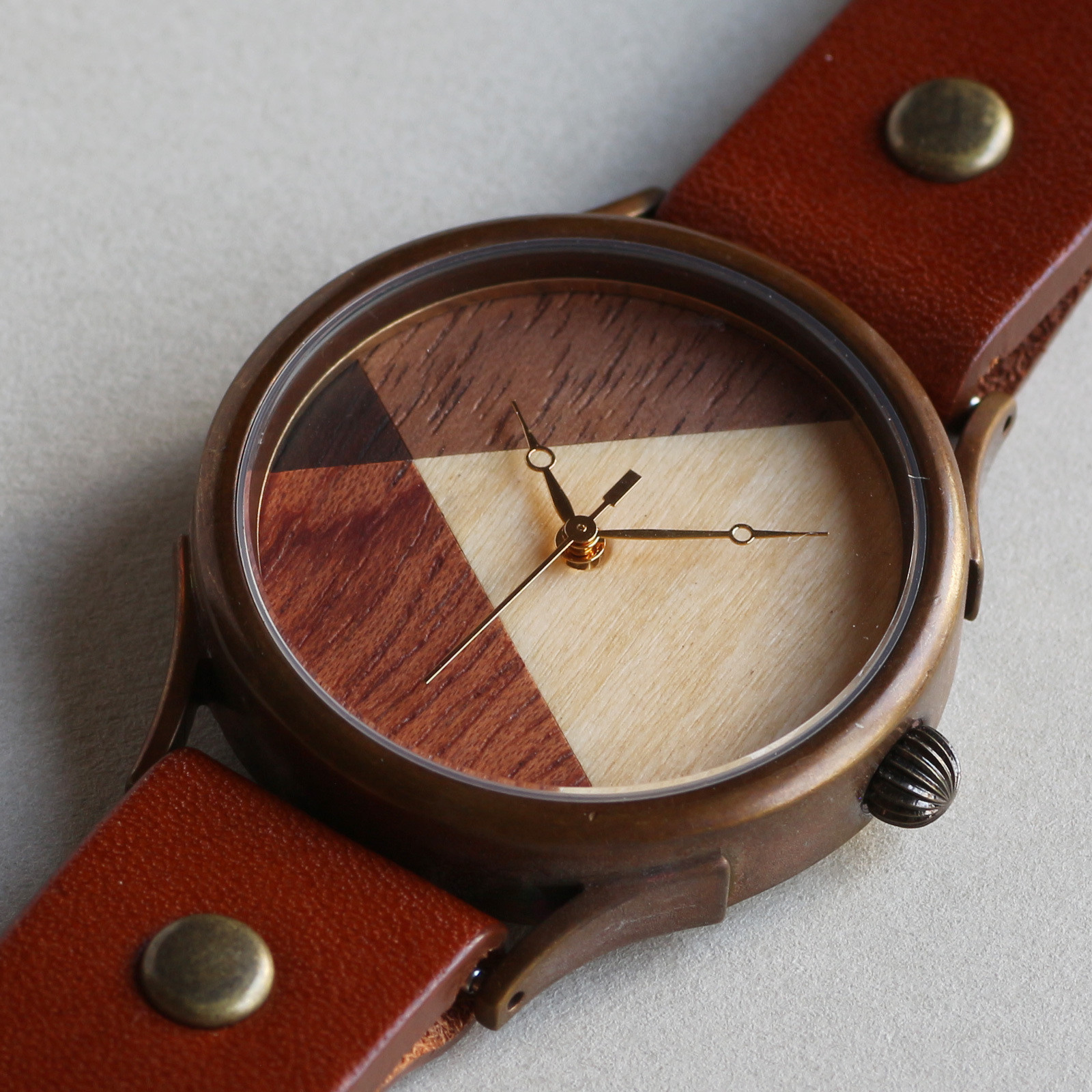 4種類のナチュラルウッドを組み合わせて作るハンドメイドウォッチ　Lサイズ　WB077L