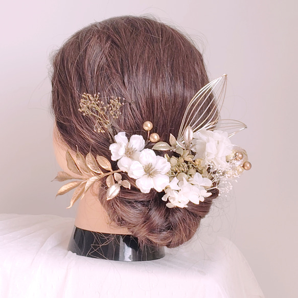 ゴールドリーフと林檎の花の髪飾り 白無垢 ゴールドベージュ 白金 水引
