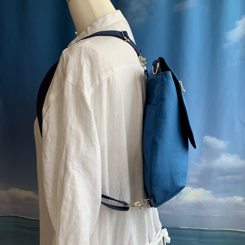 コロンとした リュックにもなる ショルダーバッグ ボディーバック3way  