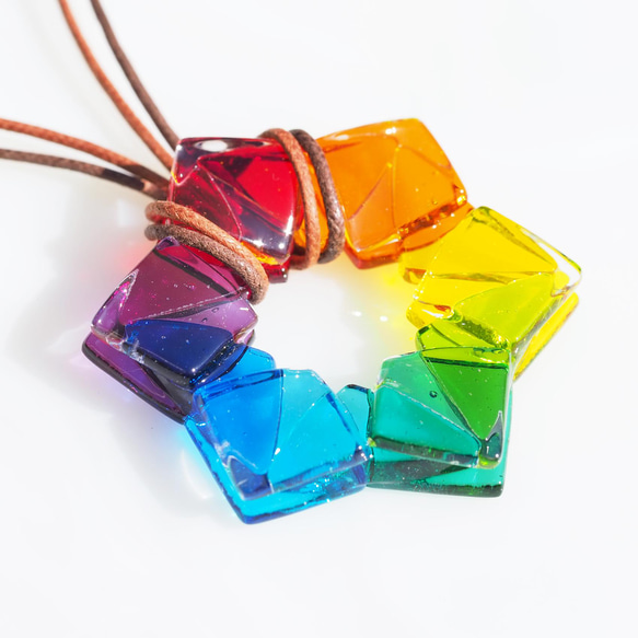 [特別]水晶玻璃「水晶[彩虹]」項鍊[可以選擇顏色和繩子長度][客製]≪免運費≫ 第1張的照片