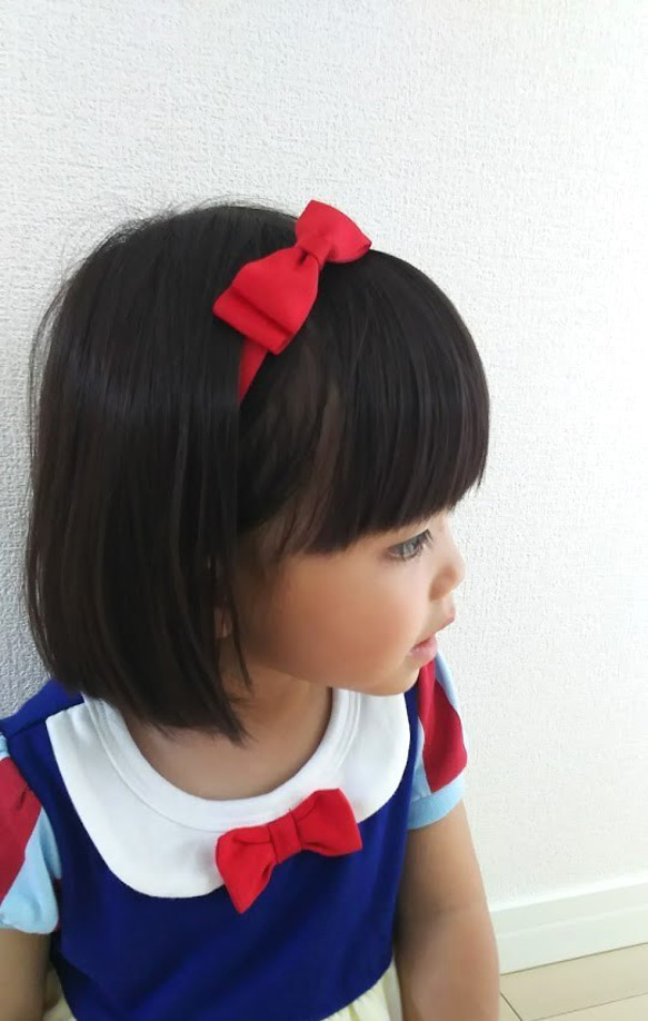 再販100越白雪姫のような赤いリボンのカチューシャ小【子供用】 雑貨