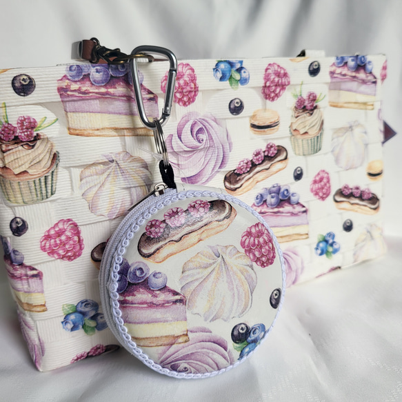 受注制作】カラビナつき ポーチ 小物入れ イヤホン アクセサリー