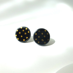 金彩dot round pierce／earring（黒） 2枚目の画像