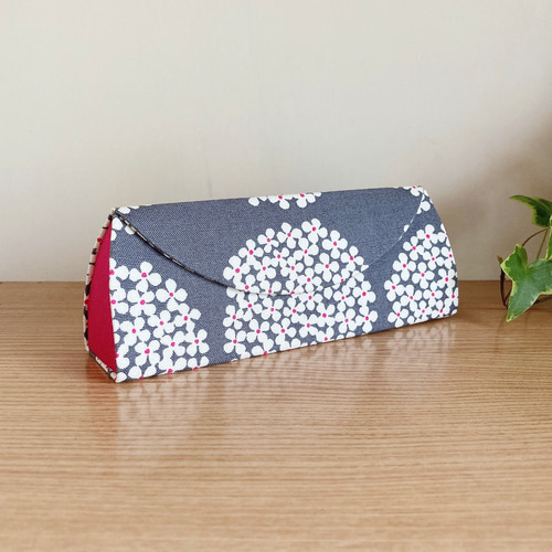 受注制作】メガネケース（107）北欧グレーサークルフラワー×ピンク  