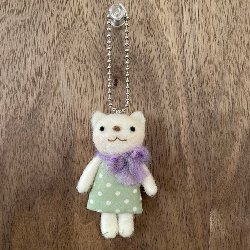 おしゃれ大好き猫 羊毛フエルトキーホルダー 羊毛フェルト monaka 通販