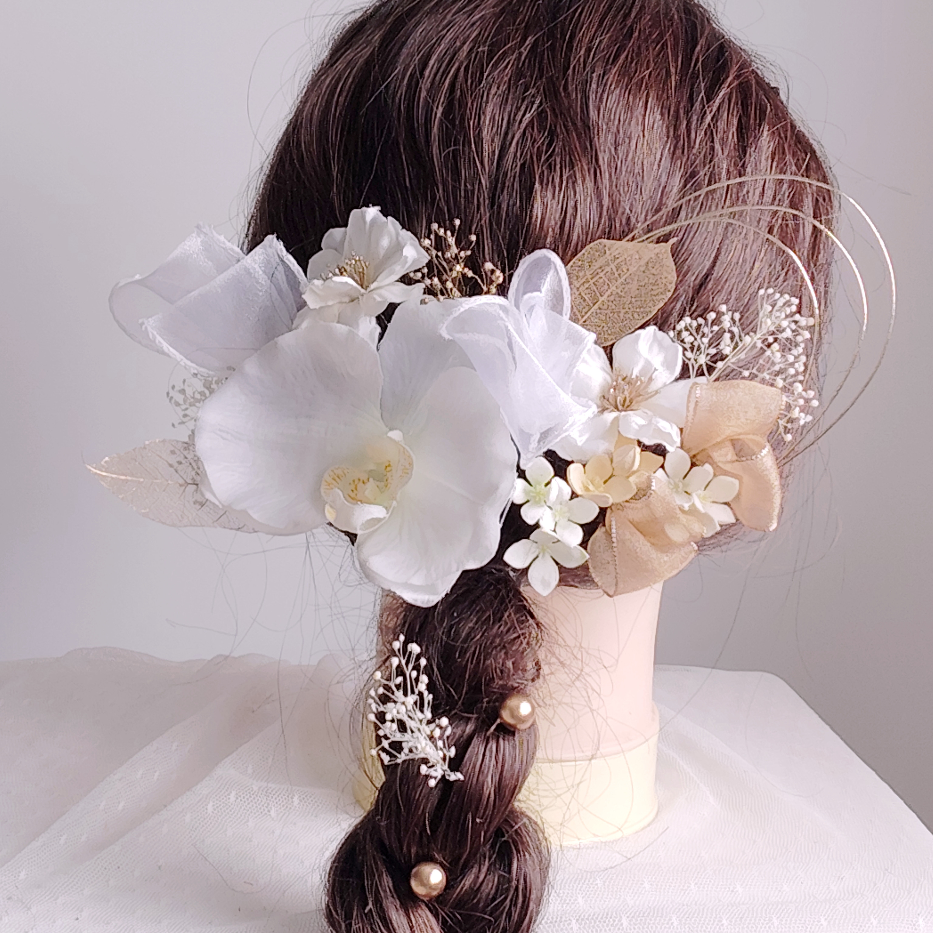 オーガンジーリボンと水引の髪飾り　胡蝶蘭　コチョウラン　リボン　オーガンジーリボン　ツインテール　成人式　卒業式　結婚式