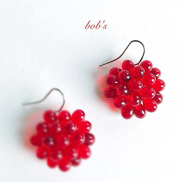 【bob'spopular】揺れるglass beads pierce/earring*シャム　 1枚目の画像