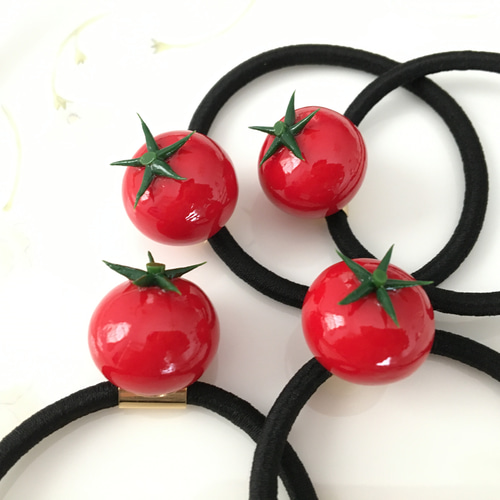 新鮮お野菜♪プチトマトさんのヘアゴム♡赤 ヘアゴム tiruru 通販