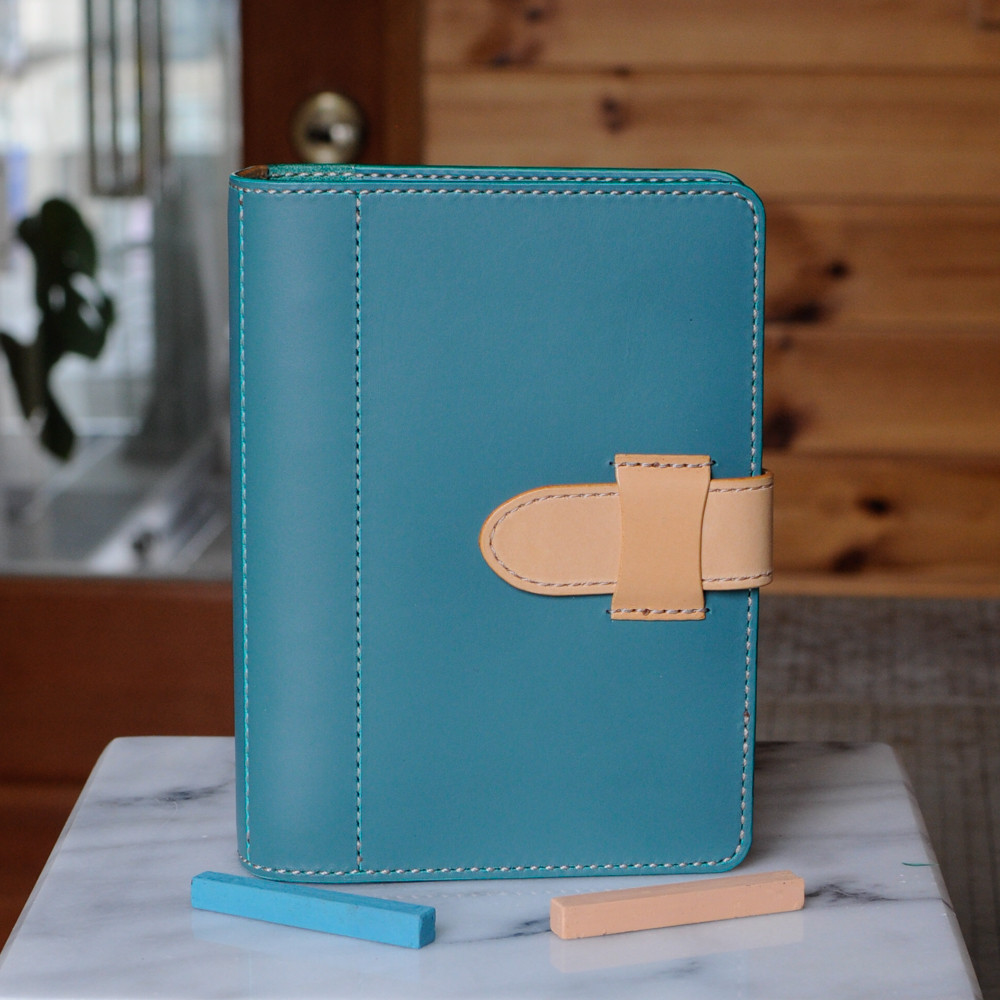 ピタッと開くシステム手帳　【バイブルサイズB】