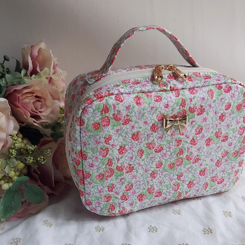 リバティ❤コスメポーチ/miniボストンバッグ ポーチ ELEGA 通販  