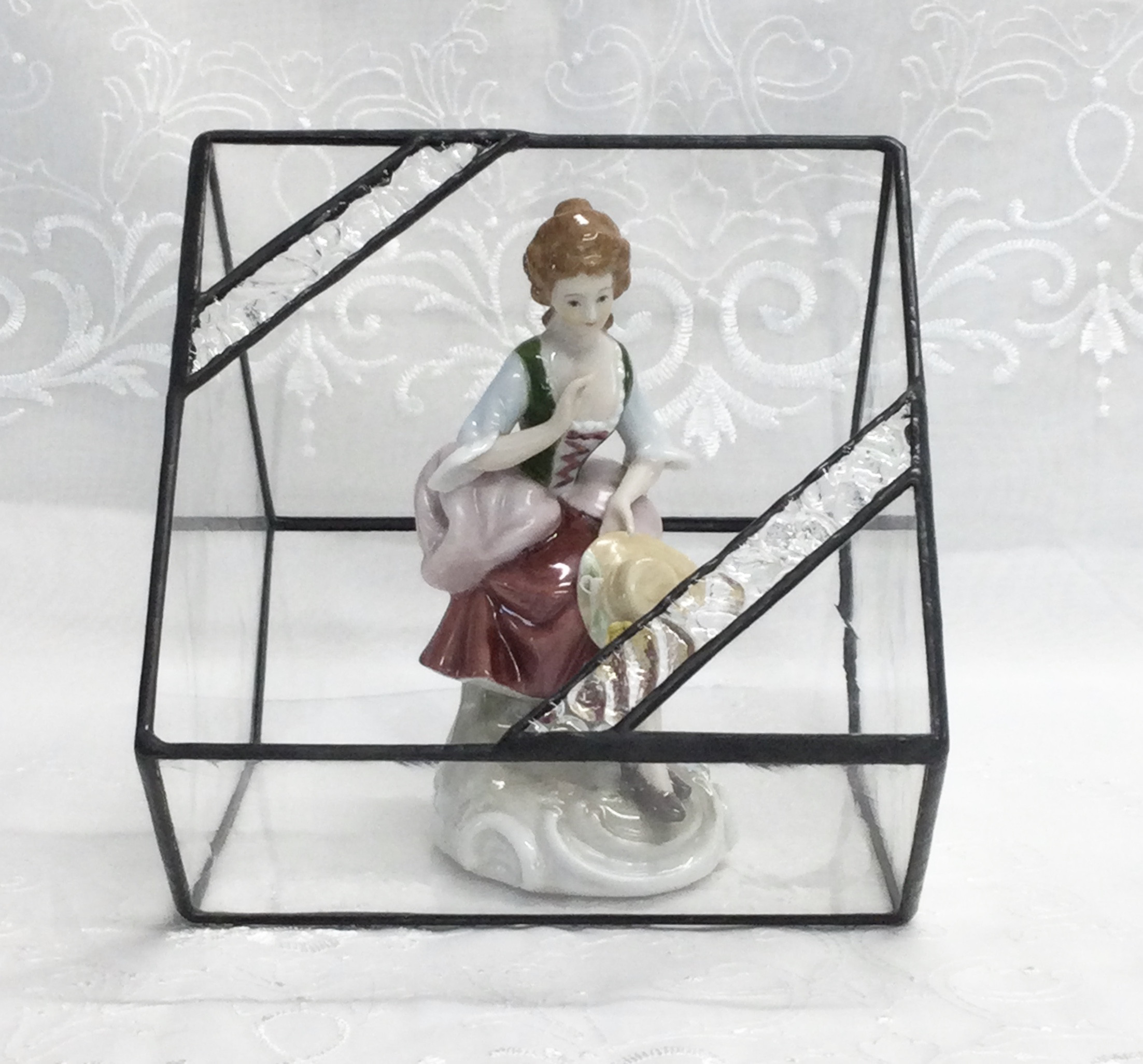 ステンドグラスの小さなテラリウム(エアプランツや多肉植物などに…)