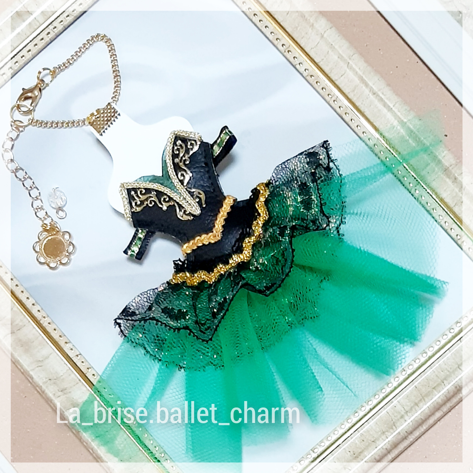 Chacott バレエ ティアラ 頭飾り ブルー系 Chacott バレエ ティアラ 頭