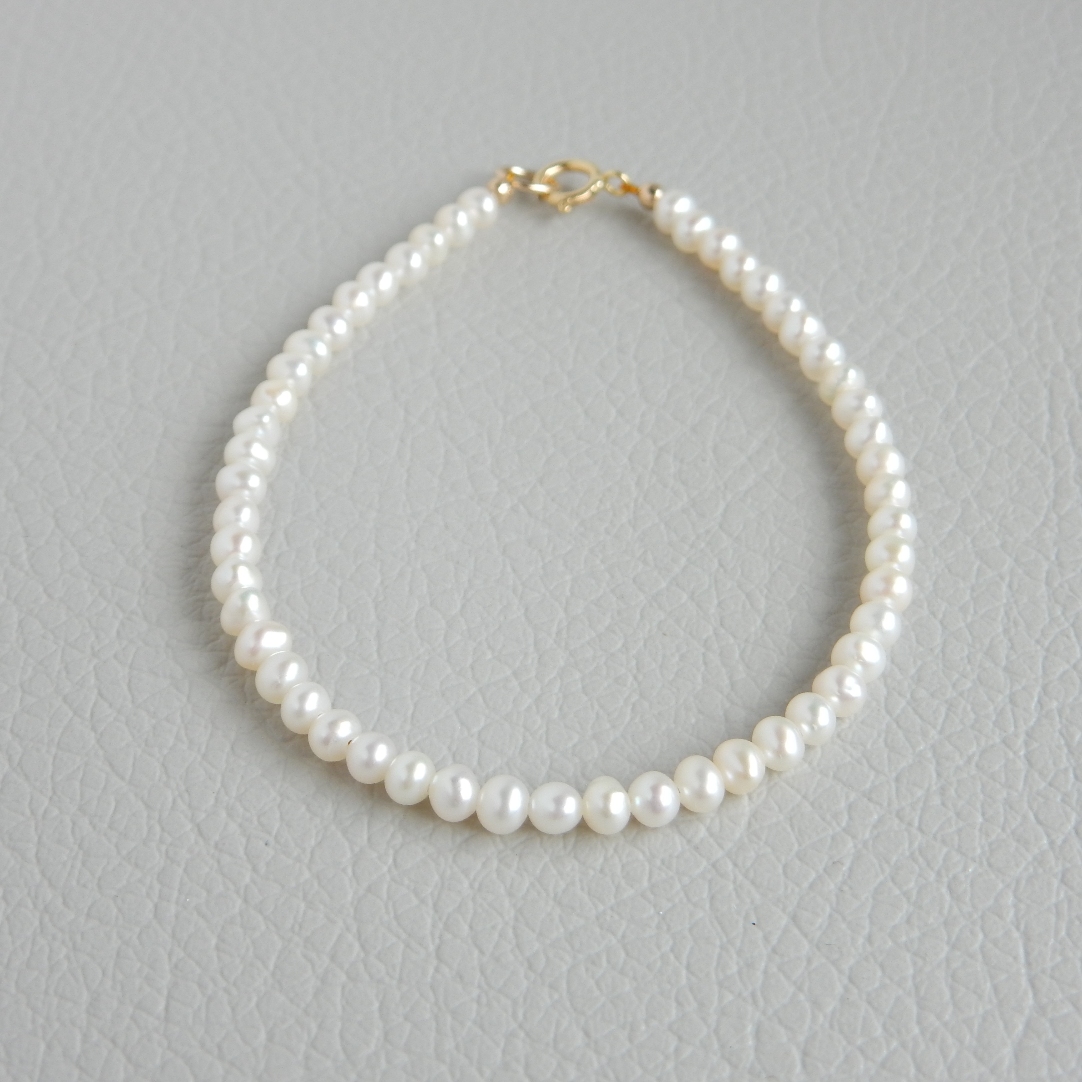 ブレスレット人気No.1〖3.5ｍｍ〗14kgf淡水パールブレスレット【1182】