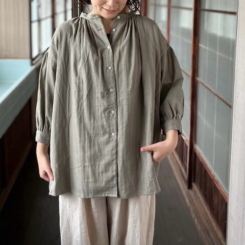 国産ダブルガーゼ 100% オーバーサイズ スタンドカラーブラウス