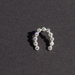 ★1点限定価格★ SV CZ horseshoe 1/2 pierce 3枚目の画像