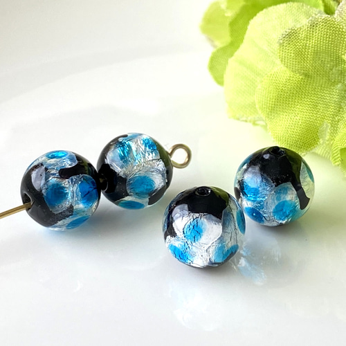 ガラスビーズ /4個/9.5～10mm/da322/銀箔 ライトブルー/ほたる玉
