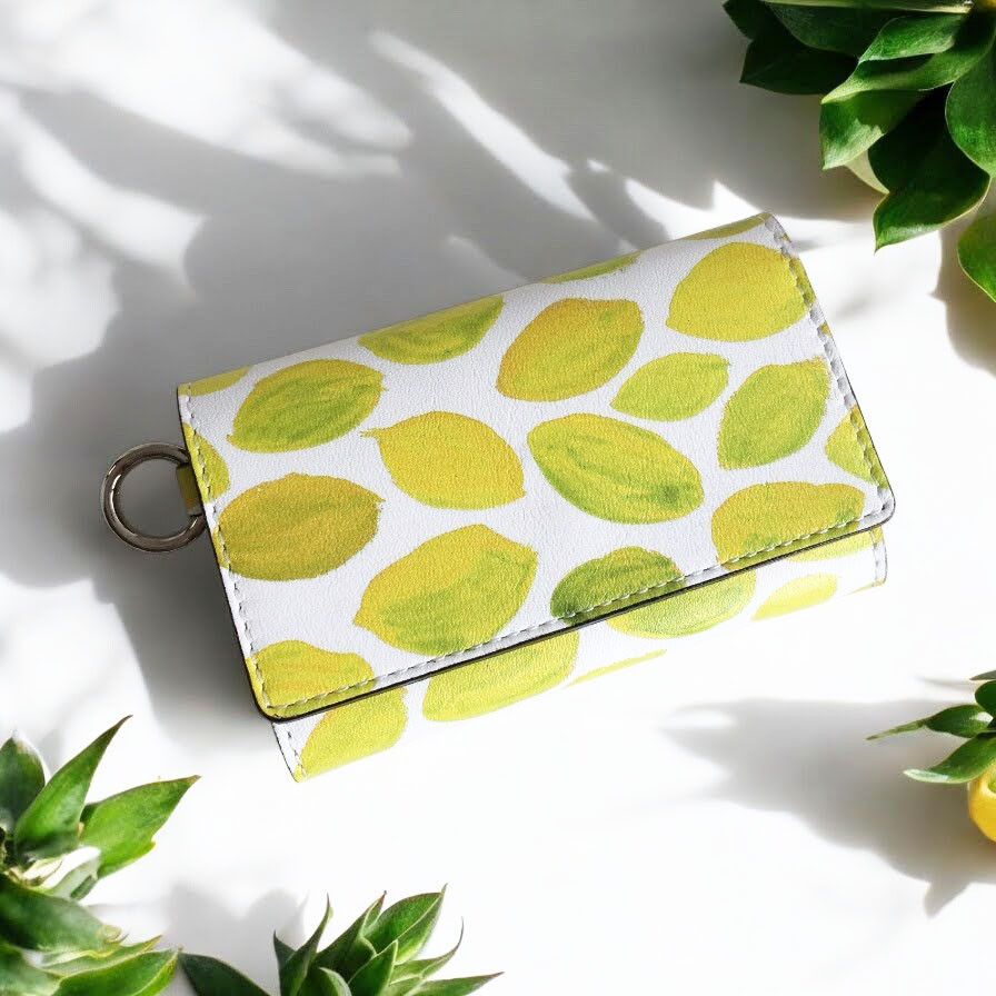 シチリア産レモン カードも入るキーケース 牛革　イエロー　スマートキー フルーツ　ミニ財布