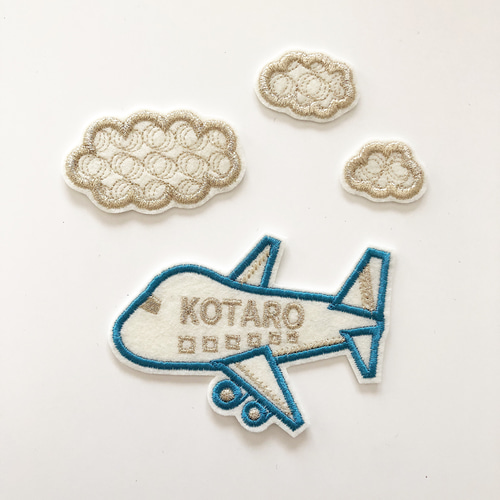 飛行機と雲　フェルト名札　ワッペン 飛行機と雲 フェルト名札 ワッペン