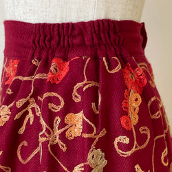 華やかなカシミール刺繍のスカート 赤茶 セミタイト S 5枚目の画像