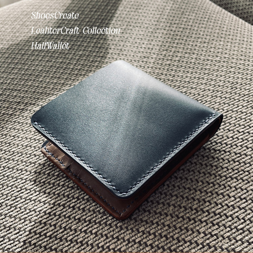 ◇靴屋が作る革小物◇シンプルで機能的なふたつ折りウォレット／カラー  