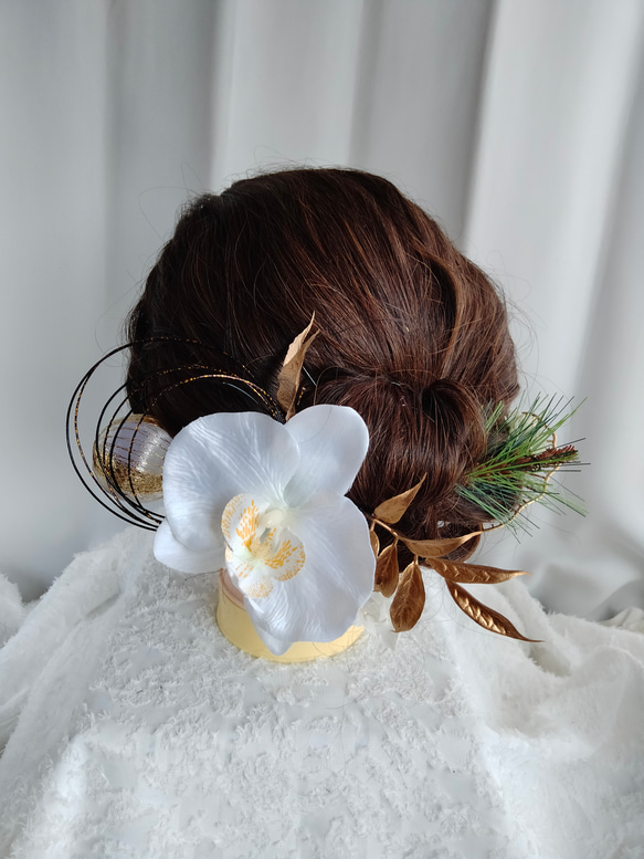 コチョウと松の髪かざり タイトシニヨン シニヨンヘア 卒業式 成人式