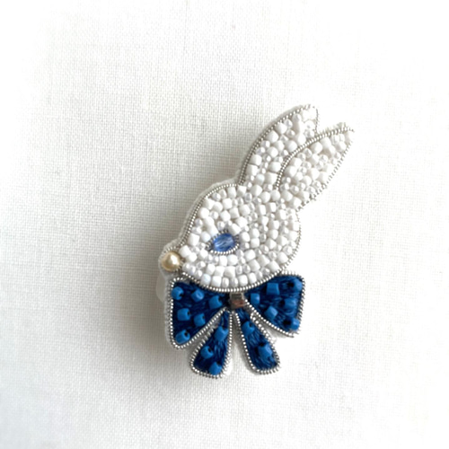 うさぎ リボン ビーズ刺繍ブローチ ブローチ Miruteka 通販