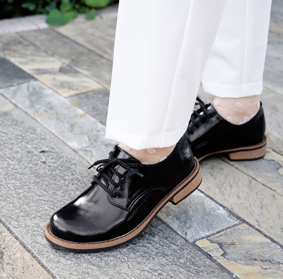 成熟的光澤感 柔軟的男士風女鞋 日本製造 (3301)【接單後製作：15～24・40天※取決於顏色】 第3張的照片