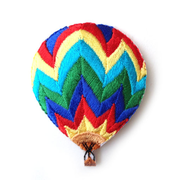 アップリケワッペン-レインボーカラー 気球 ジグザグ　W-0275　UI　シェブロン 1枚目の画像