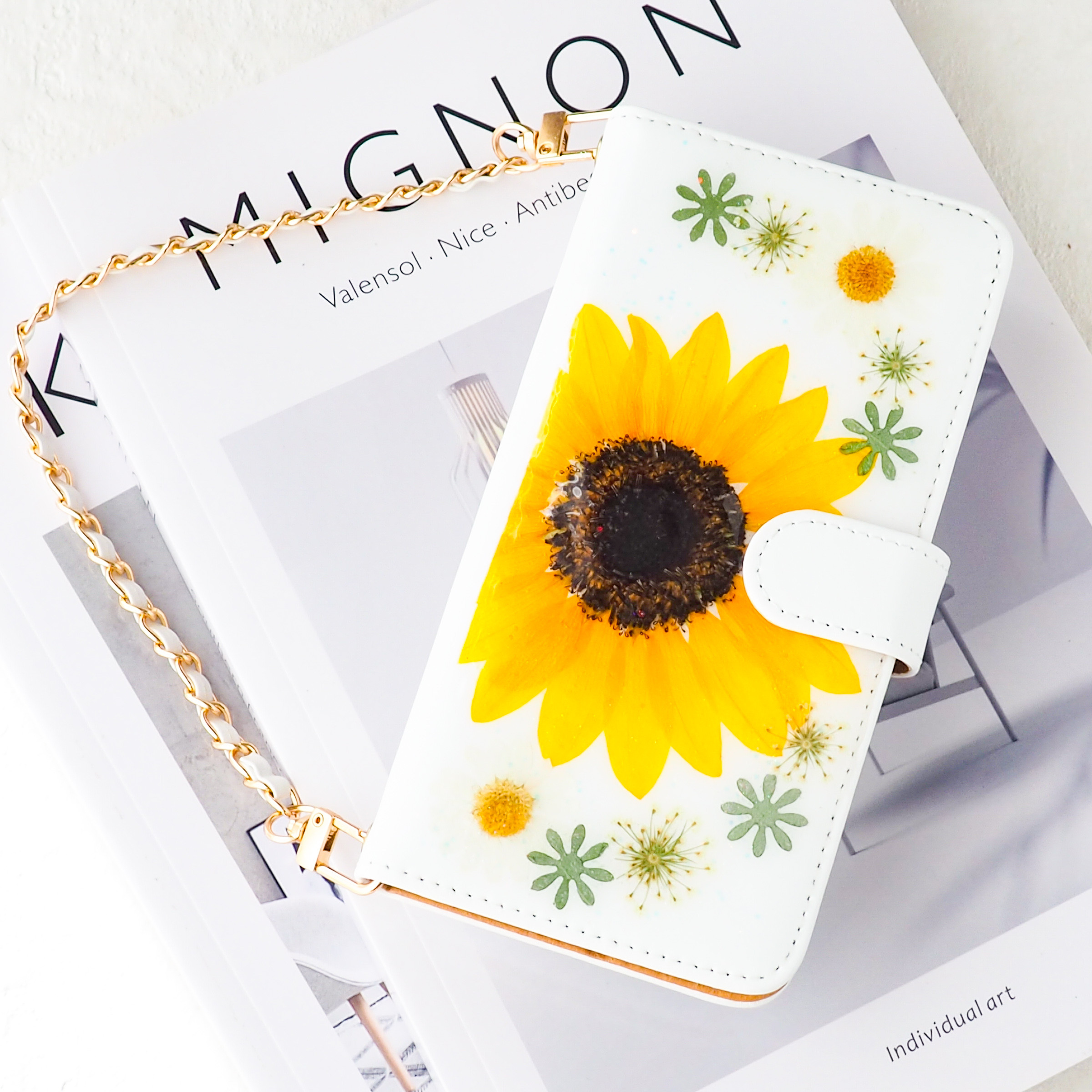 ＊大輪のひまわりとノースポールの押し花ケース＊194' 全機種対応 本物のお花 スマホショルダー  iPhone17