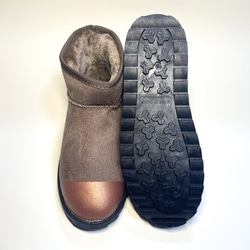 ◆L號最後1,000日圓優惠◆溫暖到腳趾雙色短靴（摩卡x青銅色） 第5張的照片