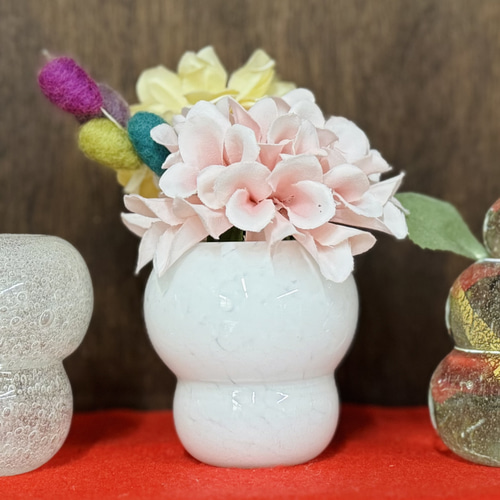 一輪挿しになる!! 2way！花咲く琉球ガラスの鏡餅・白餅タイプ 鏡餅