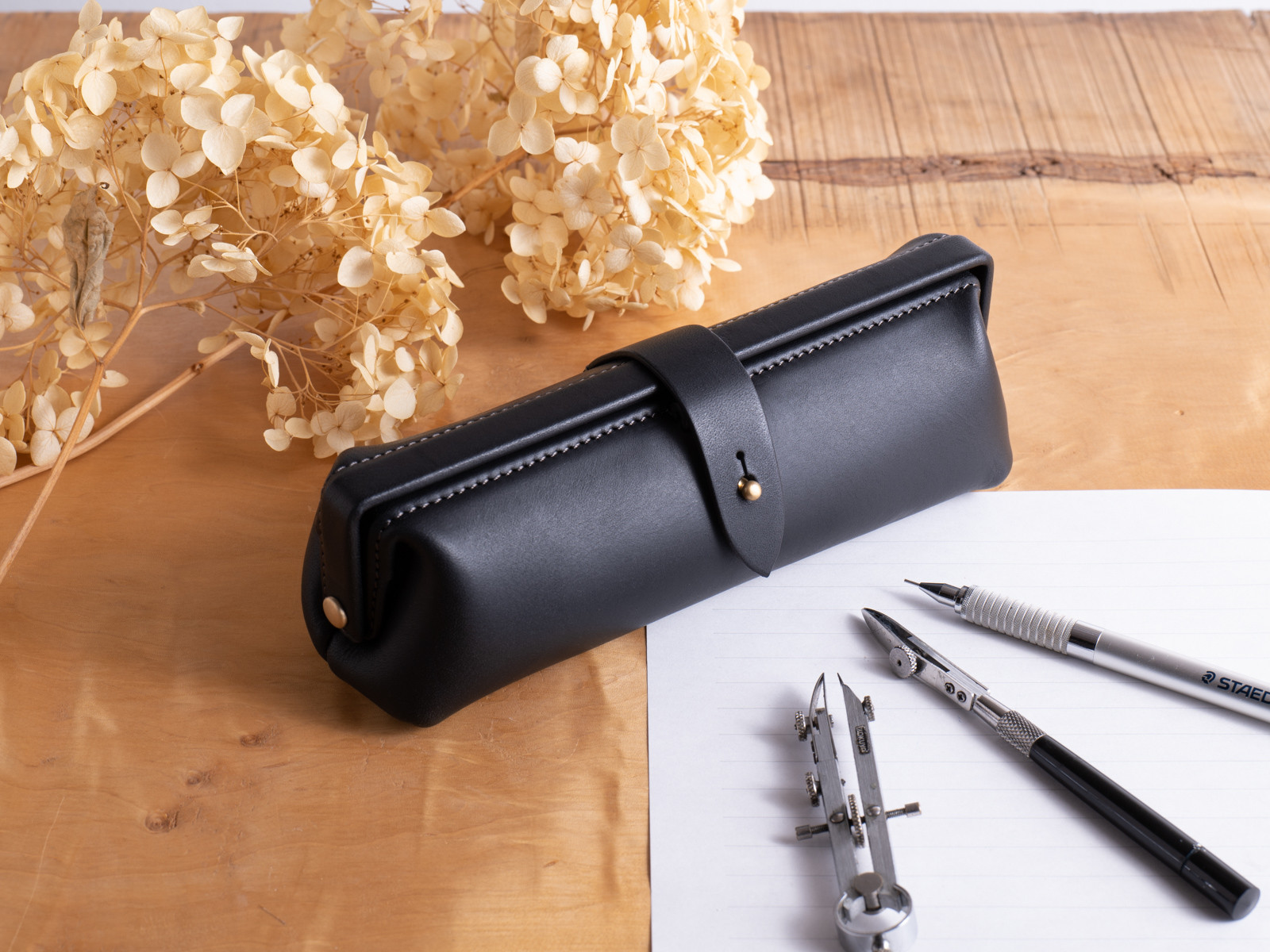 Paka-pen #クロ イタリアンレザーのペンケース ペンケース