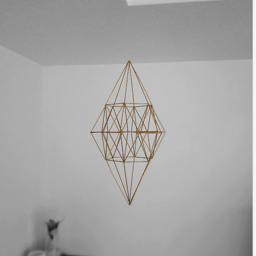 浮遊する立体モビール「真鍮製のヒンメリ ダイヤモンド」北欧