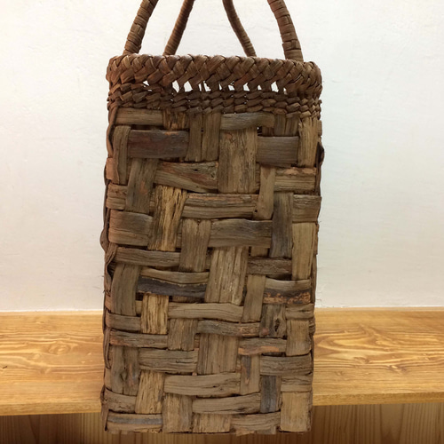 ぶどうつるbag 3 山葡萄のつる（皮）で編んだバッグ かごバッグ