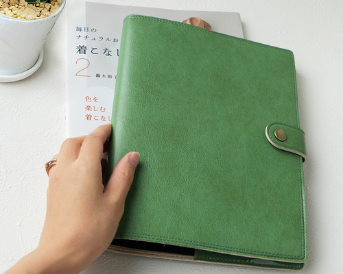 9/1完成 ペンペン A5 バインダー システム手帳 ミナペルホネン 9/1完成 ペンペン様専用 A5 バインダー システム手帳 ミナペルホネン 9