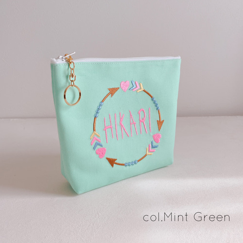 ポーチ】【名入れ】お名前 オーダー 刺繍 化粧ポーチ ピンク