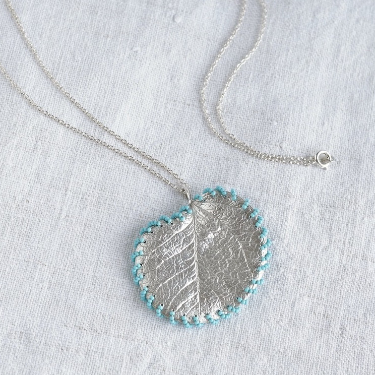 Eucalyptus stitched necklace [P080SV]