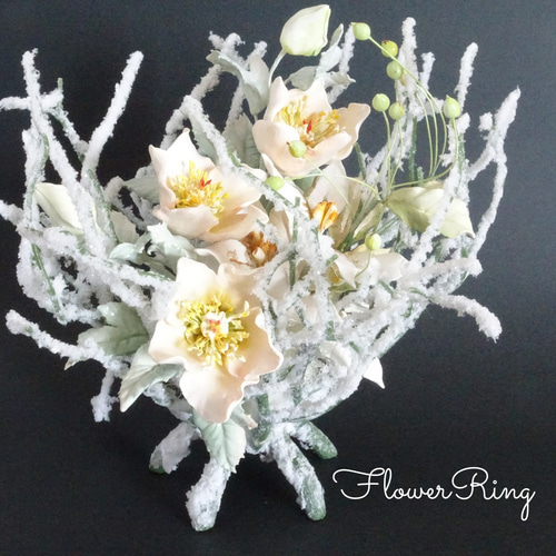 Creema限定【冬の花/粘土の花/クリスマス】雪の花 クリスマスローズ