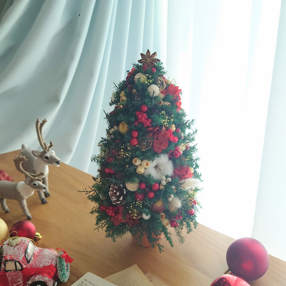 「Creema限定」　復刻、クリスマスツリー　ヒムロスギとたくさんの実と小花と 4枚目の画像