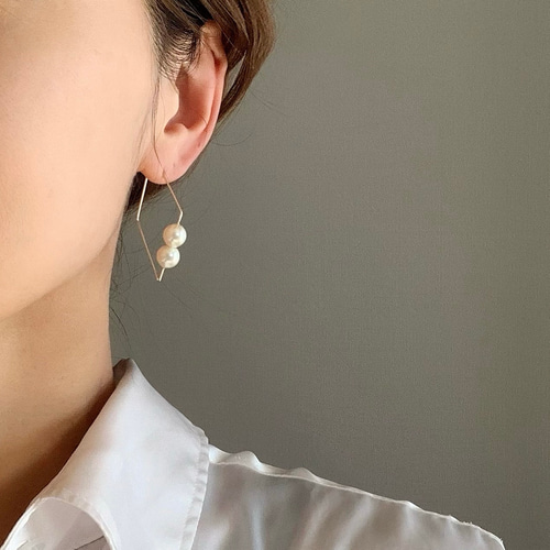 【専用です】14kgfピアスおまとめ３点 14kgf】*MOON - キャッチレスピアス - | iichi 日々の暮らしを