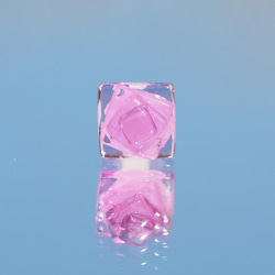 ガラスの薔薇『ばら【桜ピンク】』イヤホンジャック【受注制作】≪送料無料≫ 1枚目の画像